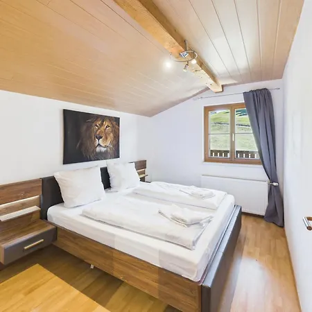 Lejlighed Crown Living - Ideal Fuer Feriengaeste, Geschaeftsreisende Und Monteure, Self Check-in, Parkplatz, Kueche Krumbach (Vorarlberg)